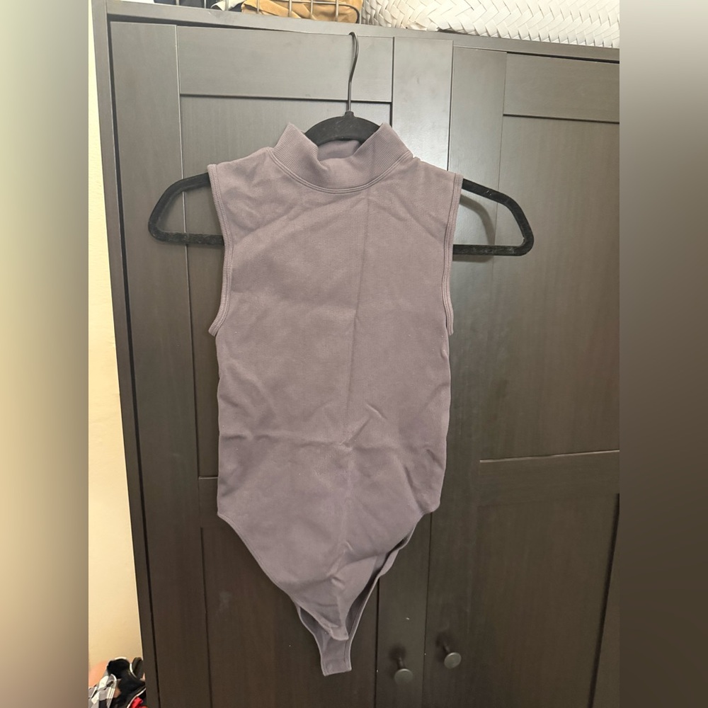 Primark High Neck Sleeveless Bodysuit in Mauve